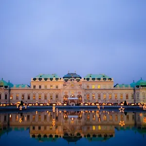 Comfortable Romantic 1 Bedroom Near Augarten , Viena Austria